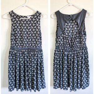 Bar III Black & White Sleeveless Dress with Bicycle Pattern - M